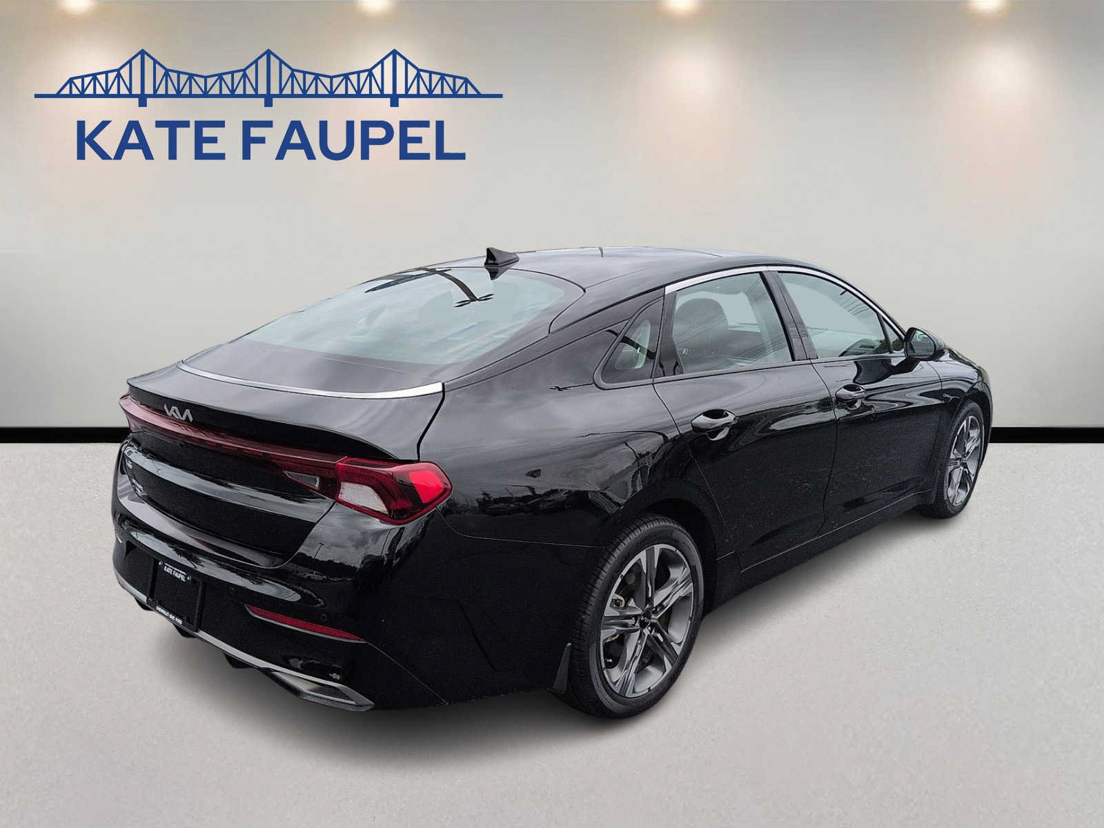 Used 2023 Kia K5 EX FWD image 7