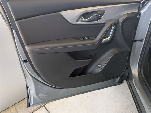 New 2025 Chevrolet Blazer LT w/ Convenience Package image 8