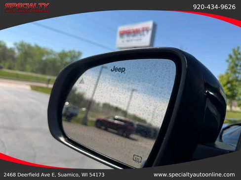 Used 2024 Jeep Compass Latitude AWD/4WD image 12