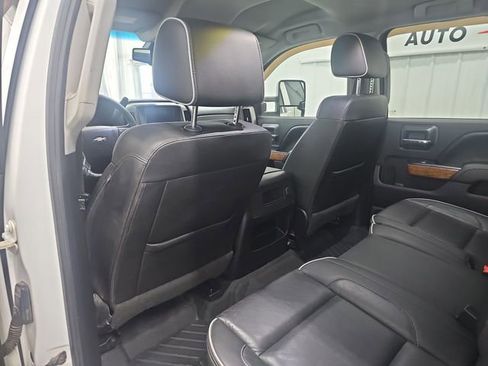 Used 2017 Chevrolet Silverado 2500 High Country w/ Duramax Plus Package AWD/4WD image 31
