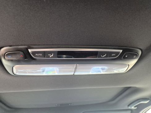 Used 2023 Kia Telluride EX w/ EX Captain's Chair Package image 16