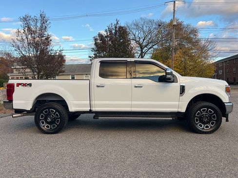 Used 2022 Ford F350 XLT w/ XLT Premium Package image 6