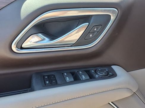 Used 2023 Chevrolet Tahoe LT w/ LT Signature Plus Package RWD image 30