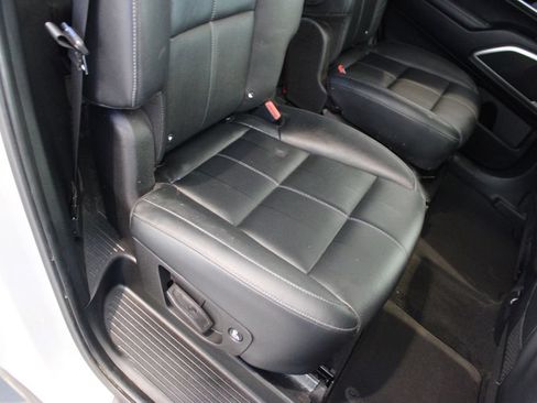 Used 2022 Kia Telluride EX w/ EX Premium Package AWD/4WD image 26