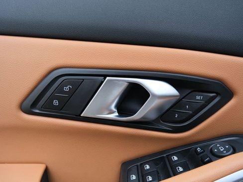 Used 2024 BMW 330i Sedan image 18