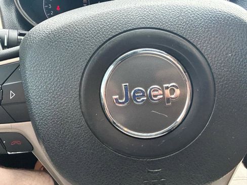 Used 2014 Jeep Grand Cherokee Limited AWD/4WD image 21