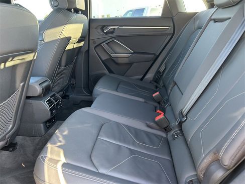 Used 2022 Audi Q3 2.0T Premium Plus image 17