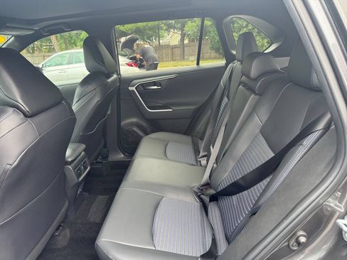 Used 2023 Toyota RAV4 XSE AWD/4WD image 18