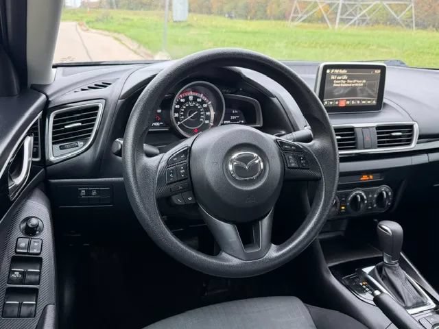 Used 2016 MAZDA MAZDA3 i Sport FWD image 18