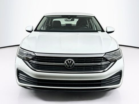 Used 2024 Volkswagen Jetta S FWD image 2