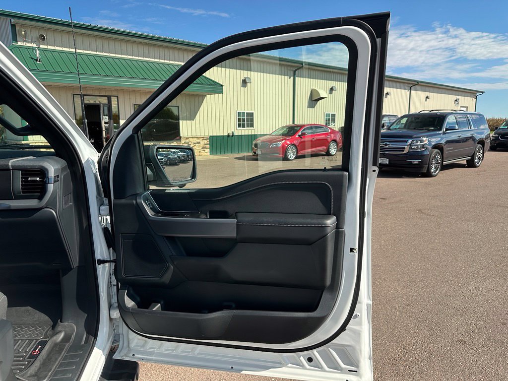 Used 2025 Ford F150 XLT w/ Equipment Group 302A MID AWD/4WD image 27