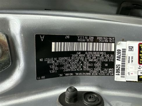 Used 2011 Toyota Sienna LE image 31