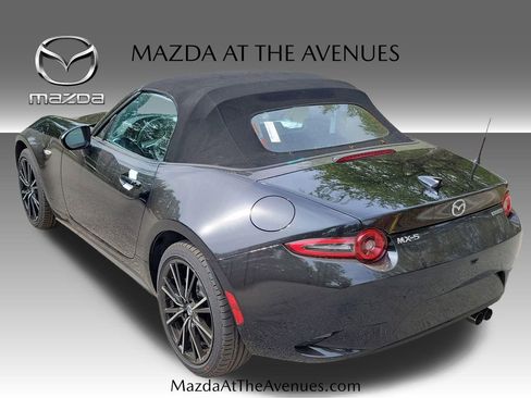 New 2026 MAZDA MX-5 Miata Grand Touring RWD image 36