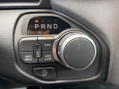 New 2026 RAM 1500 Express AWD/4WD image 22