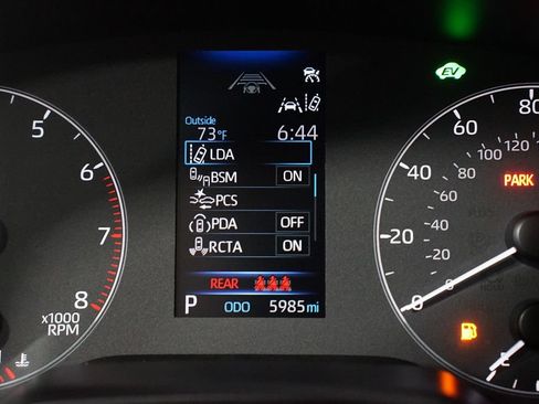 Used 2024 Toyota Corolla Cross AWD Hybrid image 16