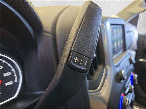 Used 2021 Chevrolet Silverado 1500 LTZ AWD/4WD image 11
