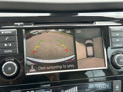 Used 2022 Nissan Rogue Sport SV w/ Technology Package image 27