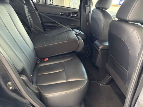 Used 2024 Mitsubishi Eclipse Cross SEL AWD/4WD image 28