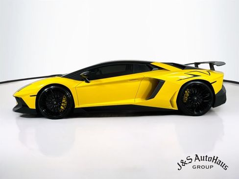 Used 2016 Lamborghini Aventador LP 750-4 Superveloce AWD/4WD image 4
