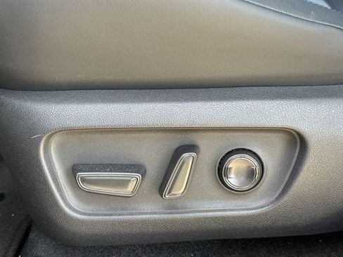 Used 2026 Toyota RAV4 XSE w/ Weather Package AWD/4WD image 29