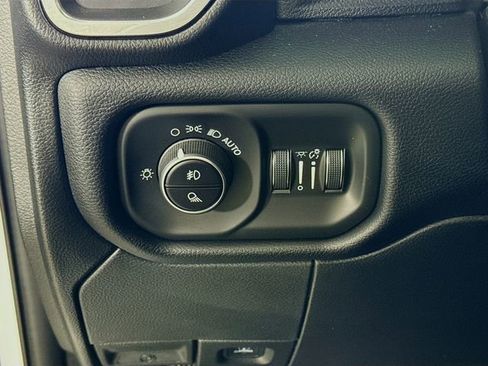 Used 2025 RAM 2500 Laramie image 10