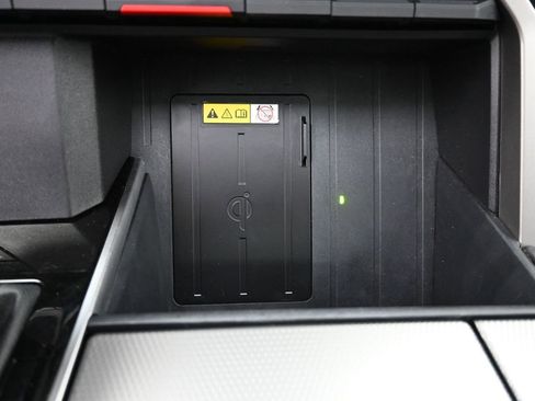 Used 2023 Toyota Sequoia Platinum image 29