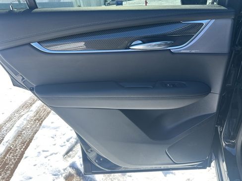 Certified 2024 Cadillac XT6 Sport image 30