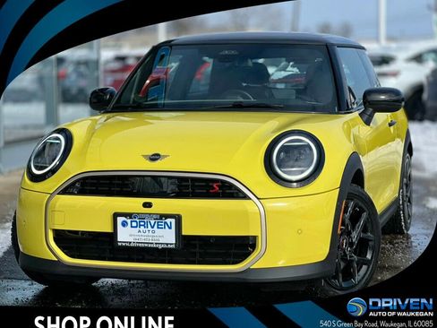 Used 2025 MINI Cooper S image 1