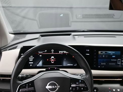 Used 2023 Nissan Ariya FWD image 18