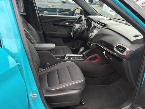 Used 2022 Chevrolet TrailBlazer RS FWD image 13
