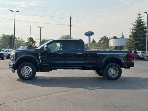 Used 2024 Ford F450 Platinum w/ FX4 Off-Road Package AWD/4WD image 6