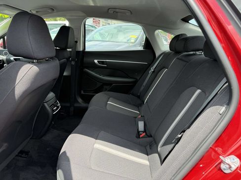 Certified 2025 Hyundai Sonata SEL FWD image 14