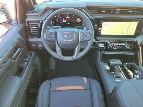 New 2026 GMC Sierra 1500 AT4 w/ AT4 Premium Package AWD/4WD image 18