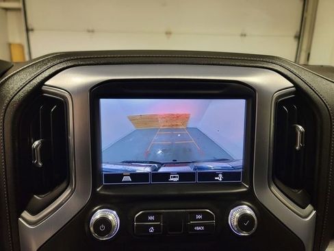 Used 2022 GMC Sierra 3500 SLE w/ SLE Convenience Package image 18