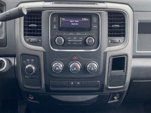 Used 2017 RAM 1500 ST w/ SXT Appearance Group image 19