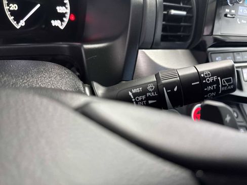 Used 2025 Honda Odyssey EX-L image 26