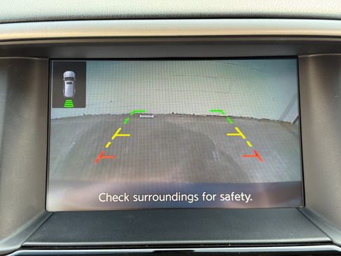 Used 2020 Nissan Pathfinder S FWD image 24