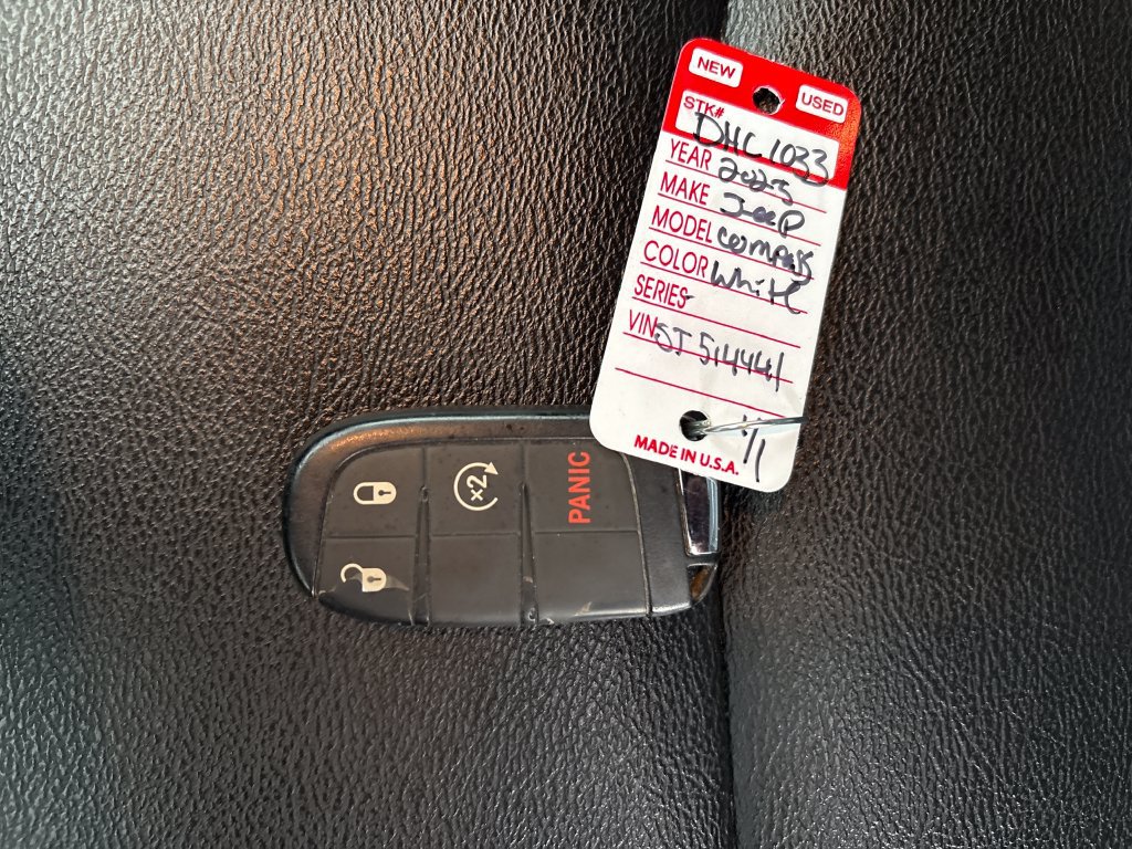 Used 2025 Jeep Compass Limited AWD/4WD image 31
