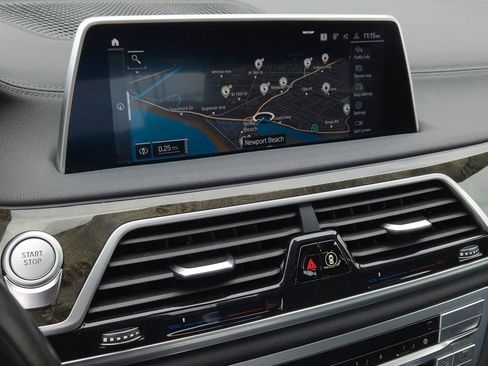 Used 2022 BMW 745e xDrive w/ M Sport Package image 11