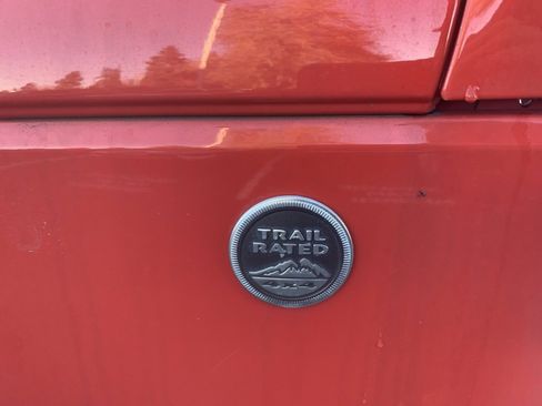 Used 2013 Jeep Wrangler Unlimited Sahara w/ Dual Top Group image 8