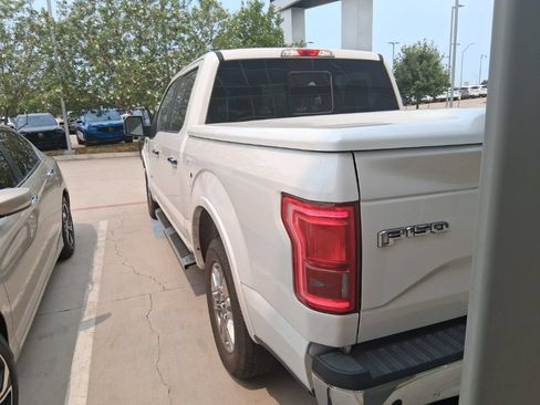 Used 2015 Ford F150 Lariat RWD image 4