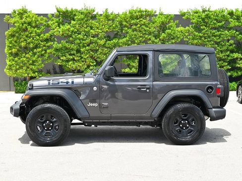 Used 2020 Jeep Wrangler Sport AWD/4WD image 7
