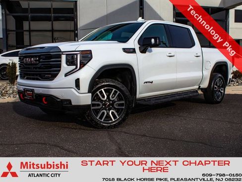Used 2024 GMC Sierra 1500 AT4 w/ Technology Package AWD/4WD image 1