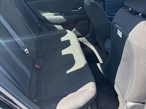 Used 2023 Hyundai Elantra SEL w/ Convenience Package FWD image 14