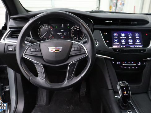 Used 2023 Cadillac XT5 Luxury FWD image 17