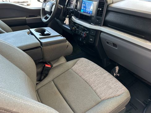 Used 2024 Ford F350 XLT image 15
