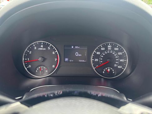 Used 2021 Kia Seltos S AWD/4WD image 15