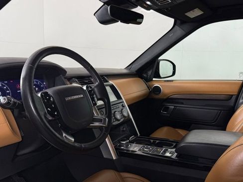 Certified 2019 Land Rover Discovery HSE Luxury image 4