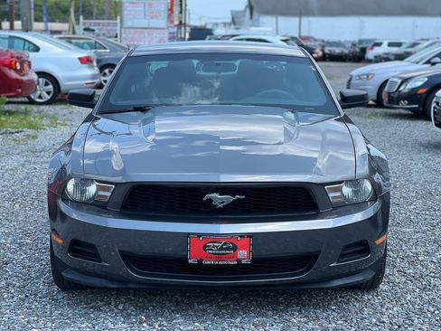 Used 2011 Ford Mustang Coupe w/ 101A Rapid Spec Order Code RWD image 2