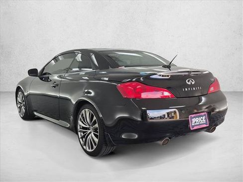 Used 2015 INFINITI Q60 Convertible w/ Premium Package RWD image 11